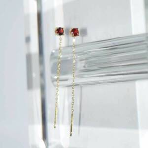 SX00902þBOUCLE CHAINETTE BRILLANT DORE ROUGE