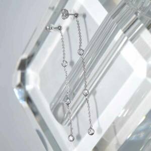 SX00947þBOUCLE MIMI BRILLANT PENDANTE