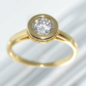 RI00955þBAGUE SOLITAIRE ALTO DORE