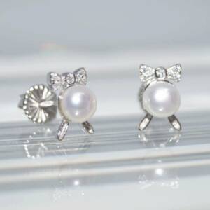 RI01209þBOUCLE ROSETTE PERLE