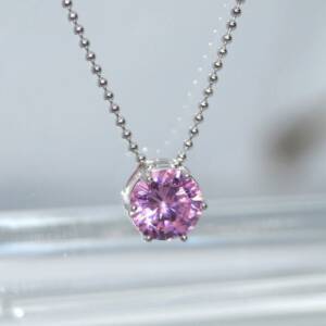 AR000195þCollier Solitaire Rose