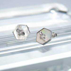 SL00513þBoucle Hexa Nacre Bee Argent