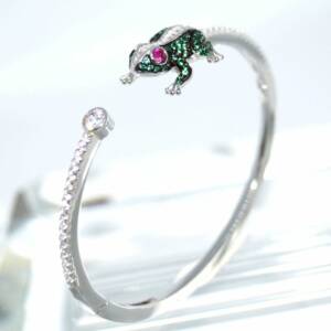 SL01077þBracelet Rigide Grenouille