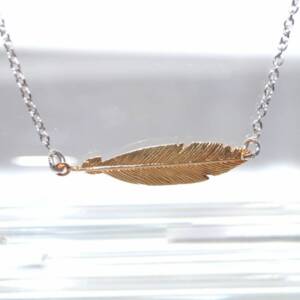SX00578þCollier Plume Bicolore