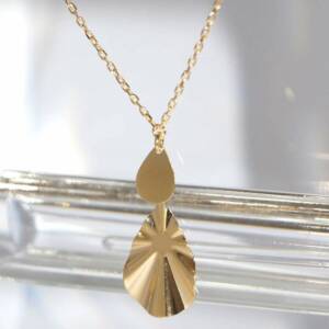 SX01394þCollier Doré Goutte Mirage