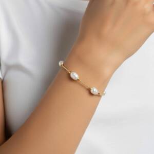 Bracelet Doré Royale et Perles
