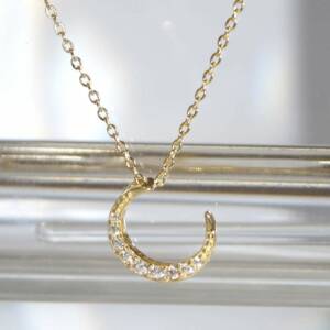 SX01410þCollier Doré Lune Pavée