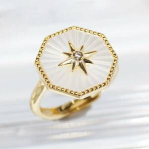 SL01599þBague Dorée Rose des Vents Hexagonales Nacre