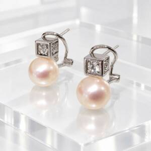 SL01277&thorn;Boucles d&rsquo;Oreilles Cube & Perles Naturelles